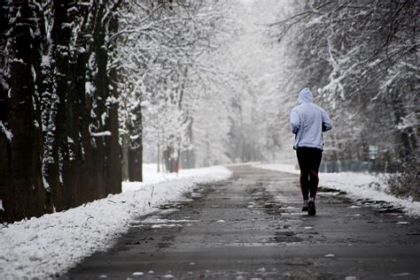 Tips For Running In Winter Workouts Red Online