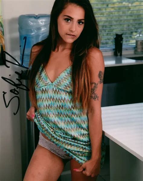 Sofie Reyez Super Sexy Hot Adult Model Signed X Photo Coa Proof Picclick