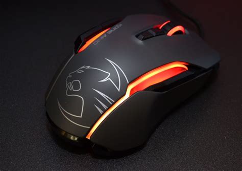 The kone aimo is perhaps the most sculpted mouse i've come across to date, with the colours are bright and vivid, with multiple zones that can all be customised in the roccat swarm software. Roccat Kone AIMO Optical Gaming Mouse Review | eTeknix