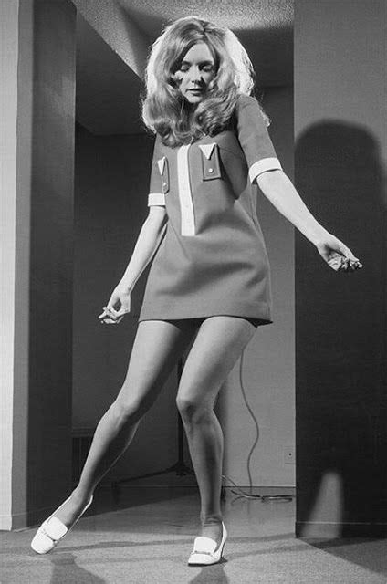 Mini Skirt 1960s 1960s Fashion Sixties Fashion Mod Fashion
