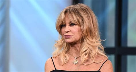 At 77 Goldie Hawn Is Aging In Reverse Thanks To Her Simple No Fuss Beauty Routine