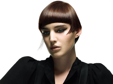 Short hair is cool, classic, stylish, and easy to manage. Super short bob hairstyle with the sides halfway over the ears