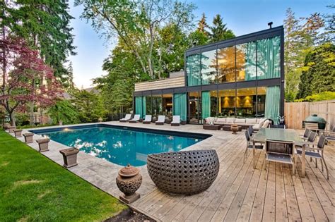 20 Modern Glass House Designs And Pictures Modern Glass House Glass
