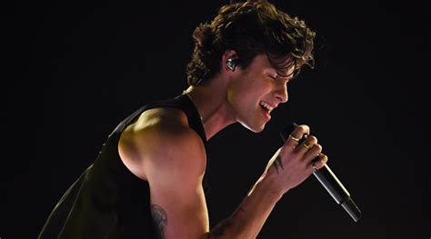 Add a bio, trivia, and more. ¡Shawn Mendes provoca euforía de sus fans durante su ...