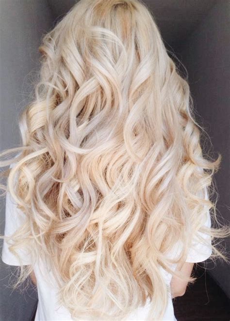 vanilla creme swirl blonde curls😇😍 blonde hair color hair styles curly hair styles