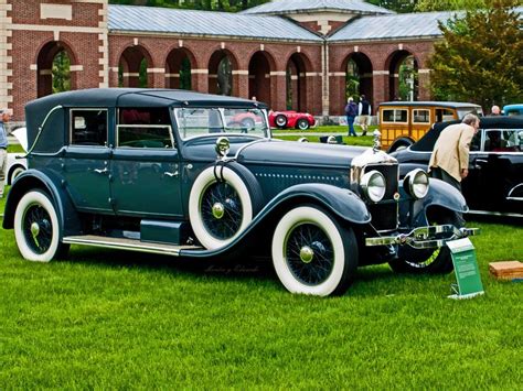 Both francophiles, darrin and hibbard wished to seek their fortunes in paris, a city attempting to reestablish the belle époque after five years of world war i in 1922 they founded hibbard & darrin coachworks. Minerva AF Transformable Town Car Hibbard & Darrin 1928 ...