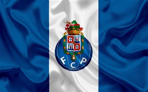 Le futebol clube do porto, abrégé plus couramment en fc porto ou fcp est un club omnisports portugais de la ville de porto, fondé en 1893. Bandeira Porto Escudo 1,00 X 0,75 Metros - R$ 49,00 em ...