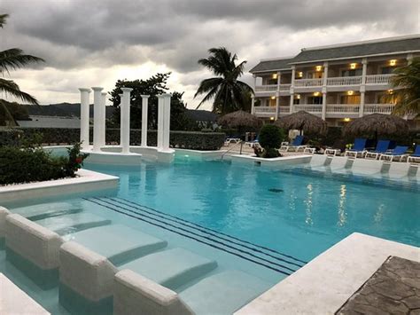 Just Ok Review Of Grand Palladium Lady Hamilton Resort And Spa Lucea Jamaica Tripadvisor