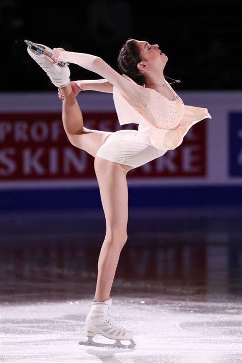 Evgenia Medvedeva In 2020 Pairs Figure Skating World