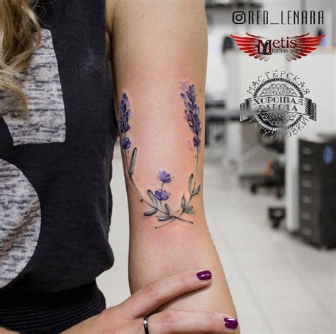 50 Enchanting Flower Tattoos For Fall Tattooblend