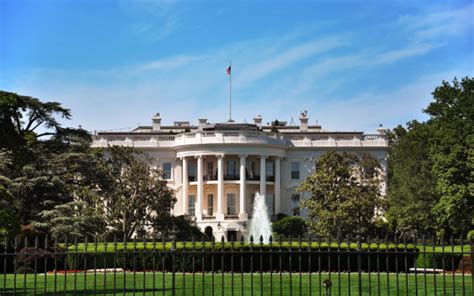Reporter dürfen weißes haus nicht verlassen. Weißes Haus - The White House in Washington D.C. in der ...