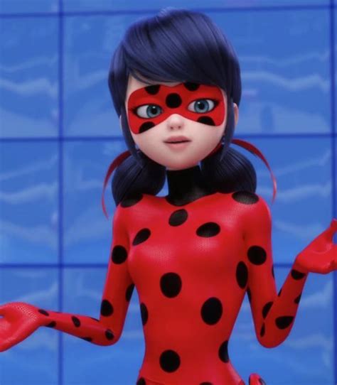 Pin Auf Ladybug Marinette Dupain Cheng