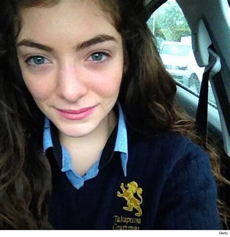 Lorde No Makeup Selfie Saubhaya Makeup