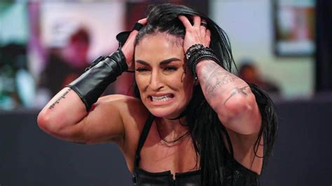 Sonya Deville Says Goodbye To The Wwe Universe Mandy Rose Reacts
