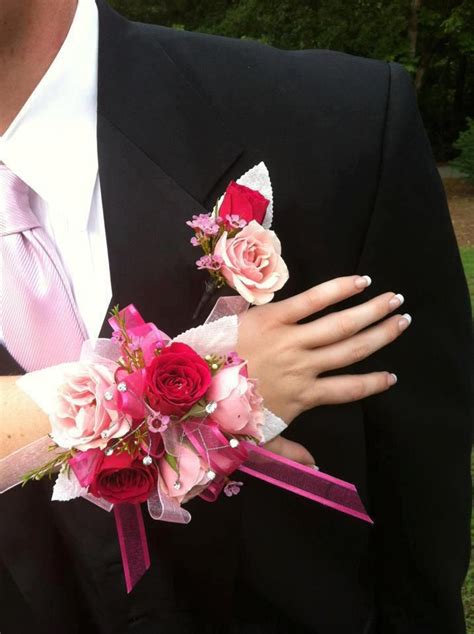 Pin By Celebrations By Tori On Boutonnieres And Button Holes Corsage