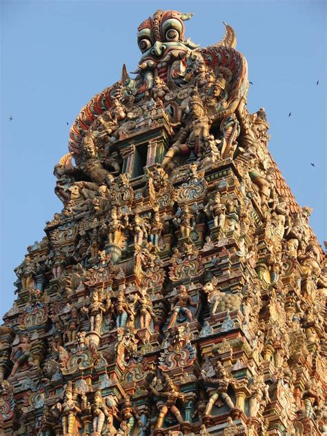 Meenakshi Amman Temple Indias Dazzling Shrine Saturated With Statues