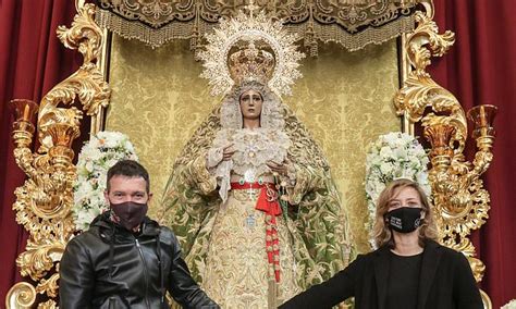 Antonio Banderas Honours The Virgin Of Hope Statue In Malaga With