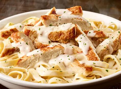 10 Controversial Secrets About Olive Gardens Food According To An