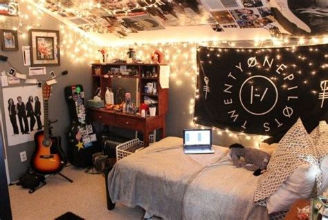 Maybe you would like to learn more about one of these? Amazing Dorm Room Decorating Ideas 22 | Tumblr bedroom ...