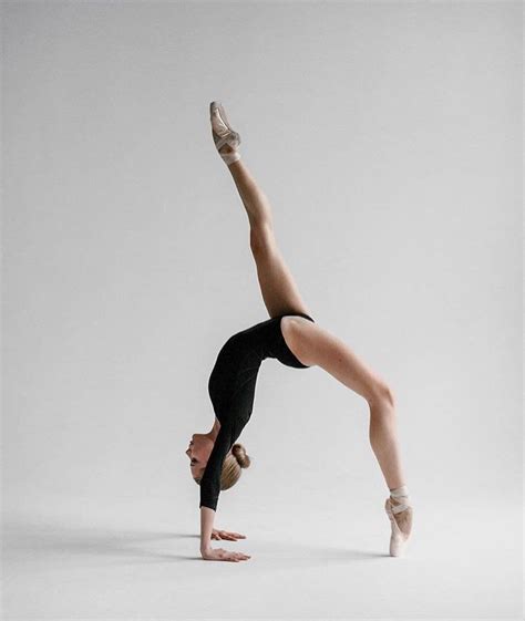 The Ballet Scene Ballet Poses Dance Photography Ballet Photography