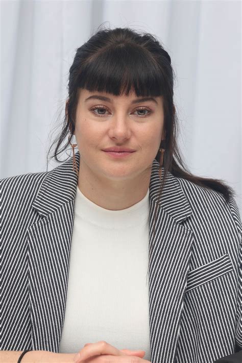 She has one brother, tanner. SHAILENE WOODLEY at Adrift Press Conference in Pasadena 05/18/2018 - HawtCelebs