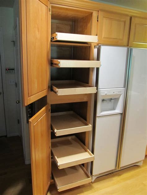 Those cabinets look ridiculously deep, but that's just a distortion from the wide angle lens that i used. 108 best Kitchen Organization images on Pinterest ...