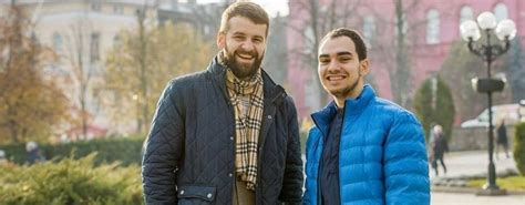 Активисты и супруги Как гей пара Зорян Кись и Тимур Левчук меняют отношение к ЛГБТ в Украине