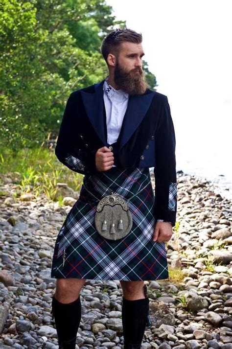 Pin By Kalena On Men In Kilts Men In Kilts Kilt Scottish Man