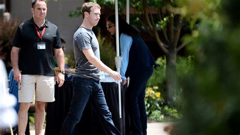 Mark Zuckerberg Wants To Run 365 Miles In 2016 Vanity Fair