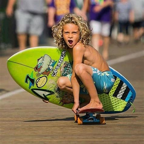 🔥🔥🔥special Photo Credit Justsurflovers 🤙🏼🌺🌴 What Age Did You Start Surfing 🌊 🏽 Follow