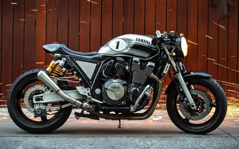 Xjr The Sports Inazuma Café Racer