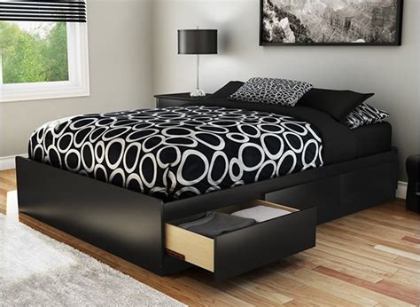 Rangka tempat tidur minimalis menjadi pilihan karena desainnya yang simpel dan juga tidak terlalu memerlukan tempat yang luas sehingga anda bisa memaksimalkan desain kamar tidur. Desain Tempat Tidur dengan Laci Unik dan Fungsional ...