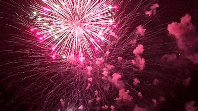 Maybe you would like to learn more about one of these? Gambar Animasi Kembang Api Bergerak Fireworks Animated Gif ...