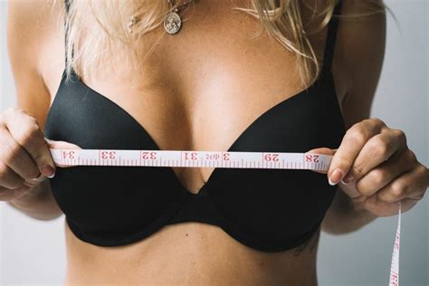 What Is The Difference In Measurement Of Bra Cup Sizes D And Dd Which