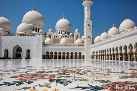 A Visit To The Sheikh Zayed Grand Mosque Earth Trekkers