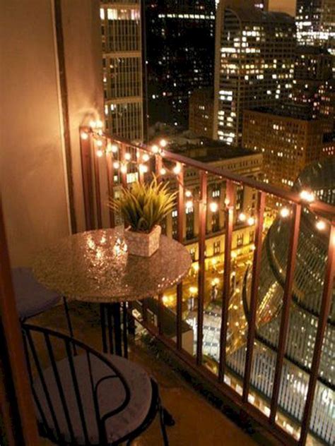 35 Best Apartment Balcony Christmas Light Decorating Ideas