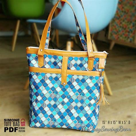 Simone Tote Pdf Sewing Pattern By Hold It Right There Etsy Bags Tote Bag Pattern Tote