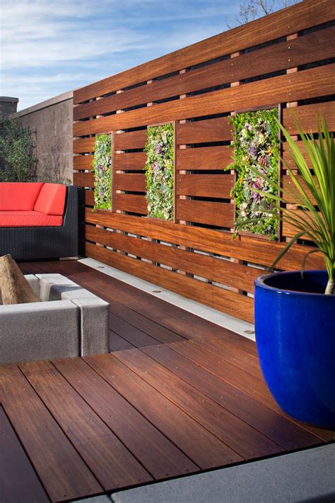 Outdoor Gallery Walls And Privacy Screens To Give Your Backyard