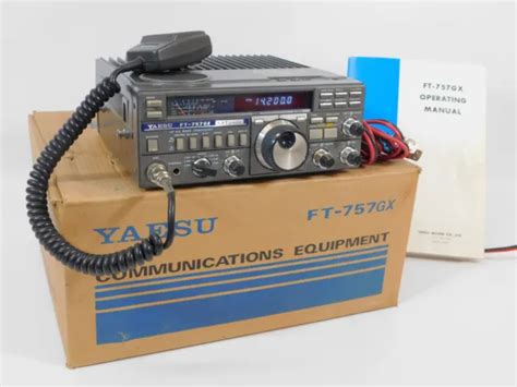 Yaesu Ft 757gx Vintage Ham Radio Transceiver Mic Manual Box