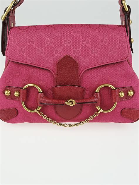 Part of gucci's cruise 2020 collection, this horsebit 1955 bag features gucci's signature monogram against a beige supreme canvas. Gucci Pink GG Canvas Horsebit Chain Small Shoulder Bag ...