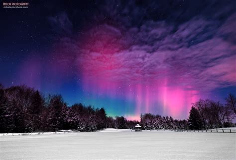 Bright Aurora In Moonlight Todays Image Earthsky