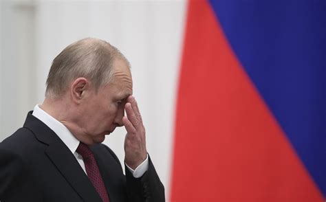 Russians Dont Trust Putin As Much As They Did Last Year And They Don