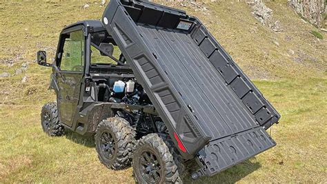 Can Am Traxter 6x6 Utv Is Clumsy But Offers Plenty Of Grip Farmers Weekly