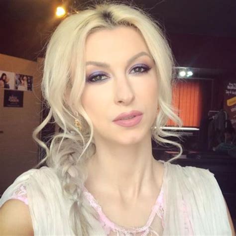 More images for andreea balan tanara » andreea balan playboy in urma cu 10 ani, cand avea doar 20, elisabeta ratiu deschidea primul salon de infrumusetare. Trauma Andreei Bălan. "Sufăr de rana de trădare"