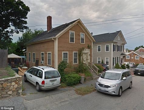Newburyport Massachusetts Girl 7 Rescued From Condemned Hoarders