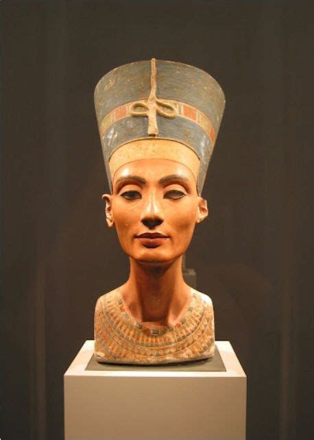 nefertiti cairo museum egitto arte egiziana dea