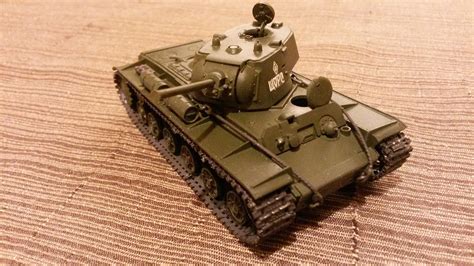Kv1 M41 Tank Plastic Model Military Vehicle Kit 172 Scale