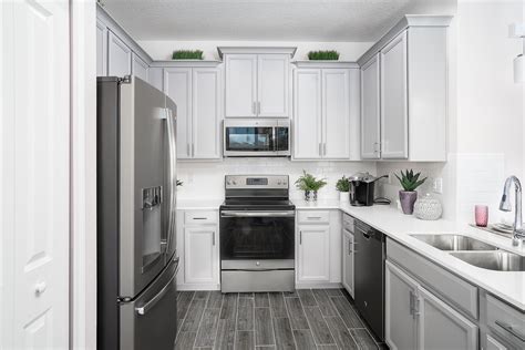 Slate is perfect for both the modern and rustic kitchen, and it's not a fingerprint magnet. Do you love this gray color scheme!? Gray cabinets, gray ...