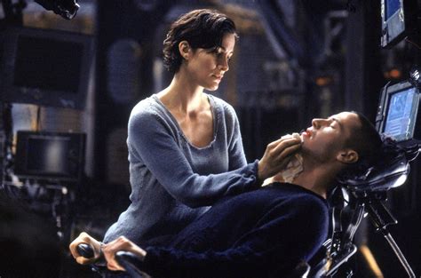 ‘matrix 4 Keanu Reeves Carrie Anne Moss Talk About Why They Came