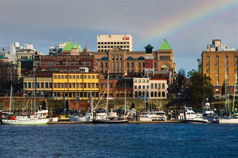Downtown Victoria Bc Retail And Foodservice Finding Its Place Amid